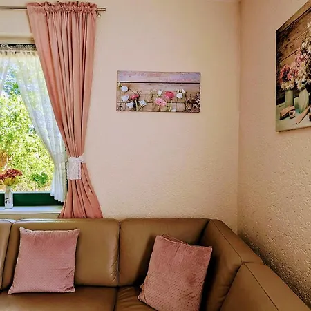 Haus Sturmfried - Sturmraeuber * Insel Poel