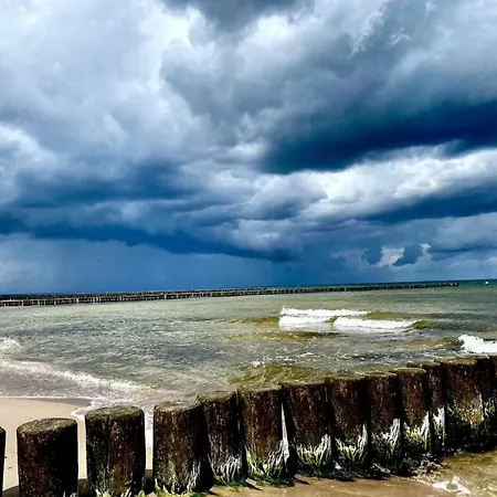 Haus Sturmfried - Sturmraeuber * Insel Poel